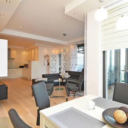 Claire Apartment